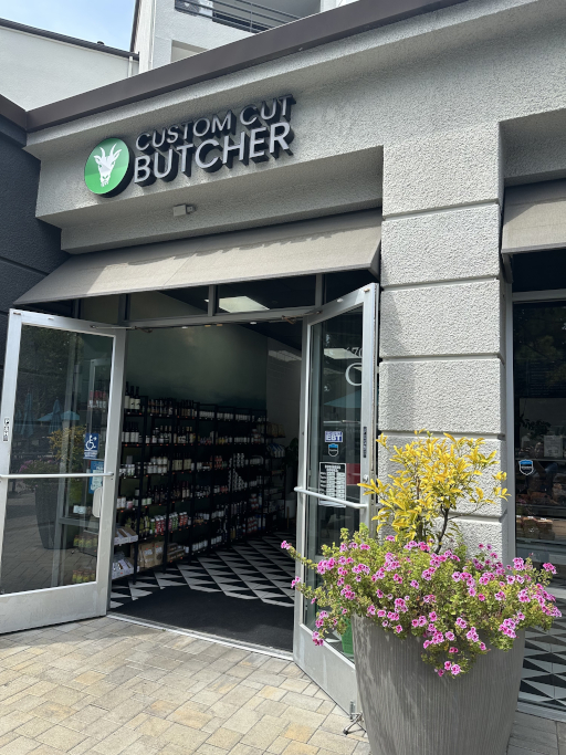 A store named Custom Cut Butcher.